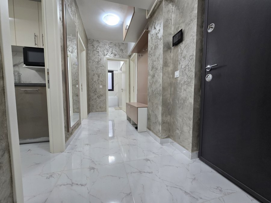 3 camere decomandat PRIMA INCHIRIERE 