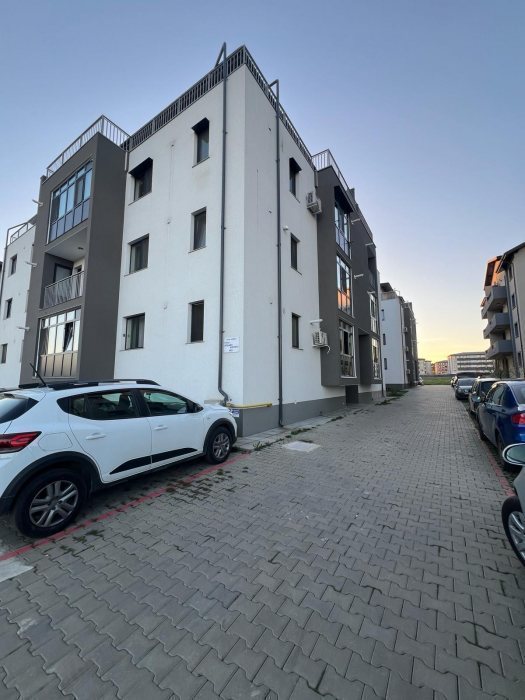 3 camere + garaj + boxă- Pepinierei 