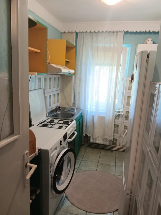 Dacia LIDL apartament 1 camera decomandat 35 mp cu CT