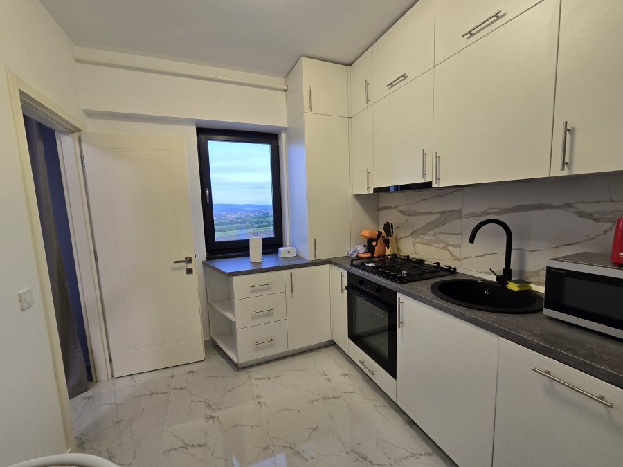 Apartament + parcare- Sivco Confort Galata 