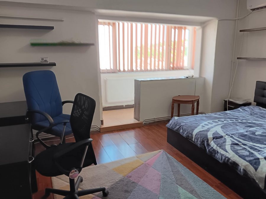 Gara Arcu apartament 1 camera decomandat 45 mp cu CT