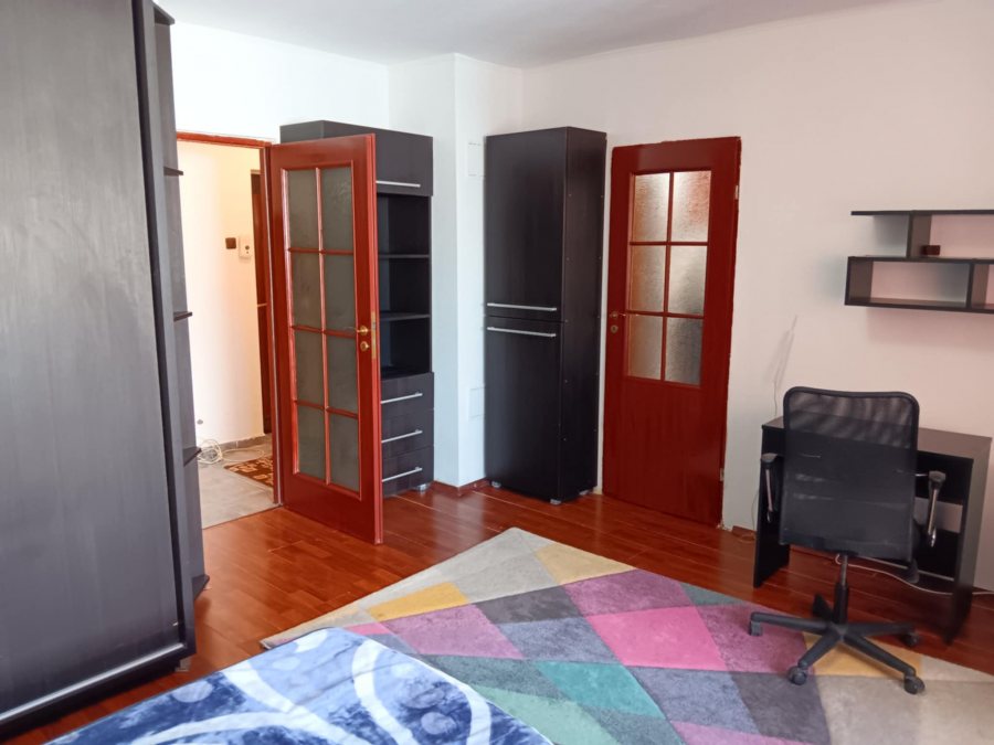 Gara Arcu apartament 1 camera decomandat 45 mp cu CT