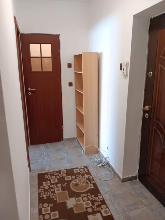Gara Arcu apartament 1 camera decomandat 45 mp cu CT
