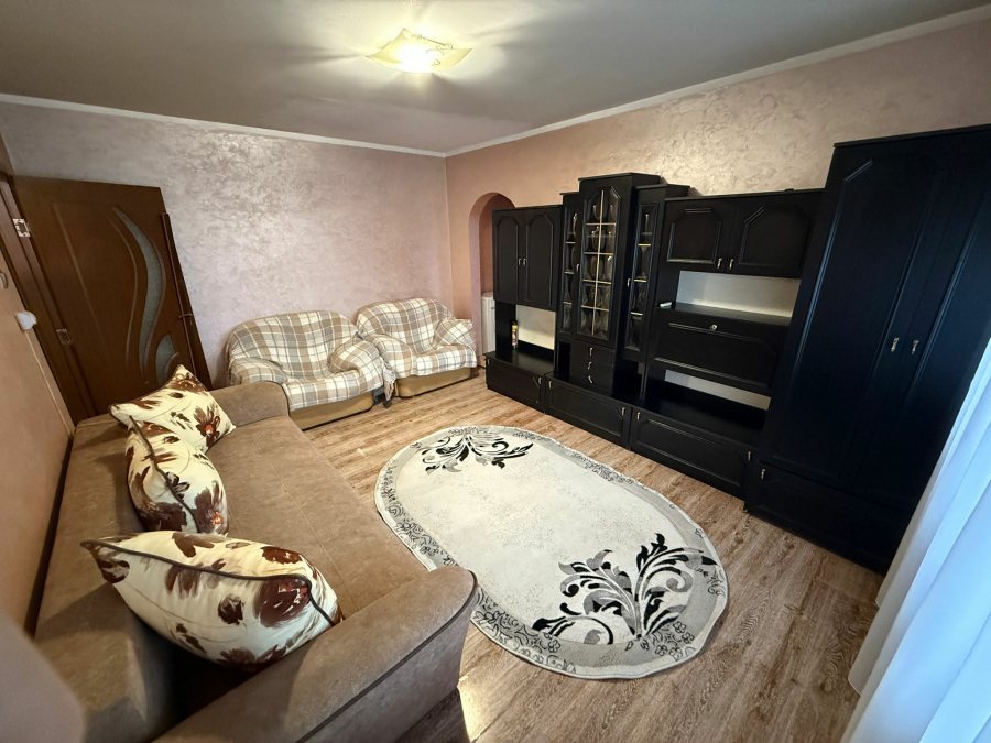 Alexandru Cel Bun apartament 2 camere 48 mp cu CT