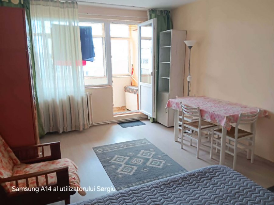 Alexandru Cel Bun Piata Voievozilor apartament 2 camere decomandat 56 mp cu CT