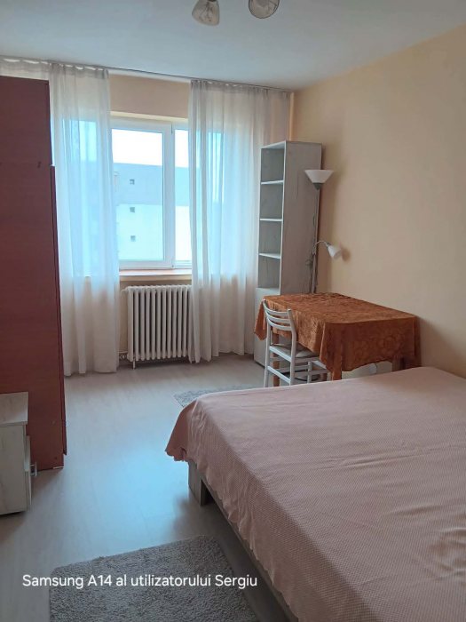 Alexandru Cel Bun Piata Voievozilor apartament 2 camere decomandat 56 mp cu CT