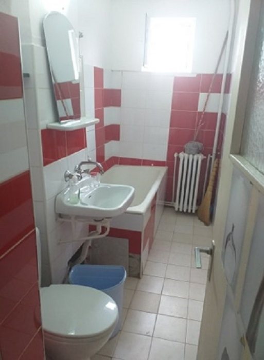 Alexandru Cel Bun Liceul Miron Costin apartament 2 camere 47 mp cu CT