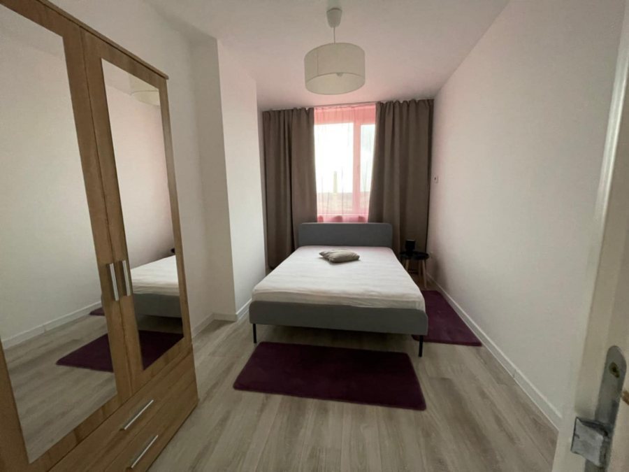 Capat Cuc Cartierul Visoianu apartament 2 camere 45 mp cu CT bloc nou