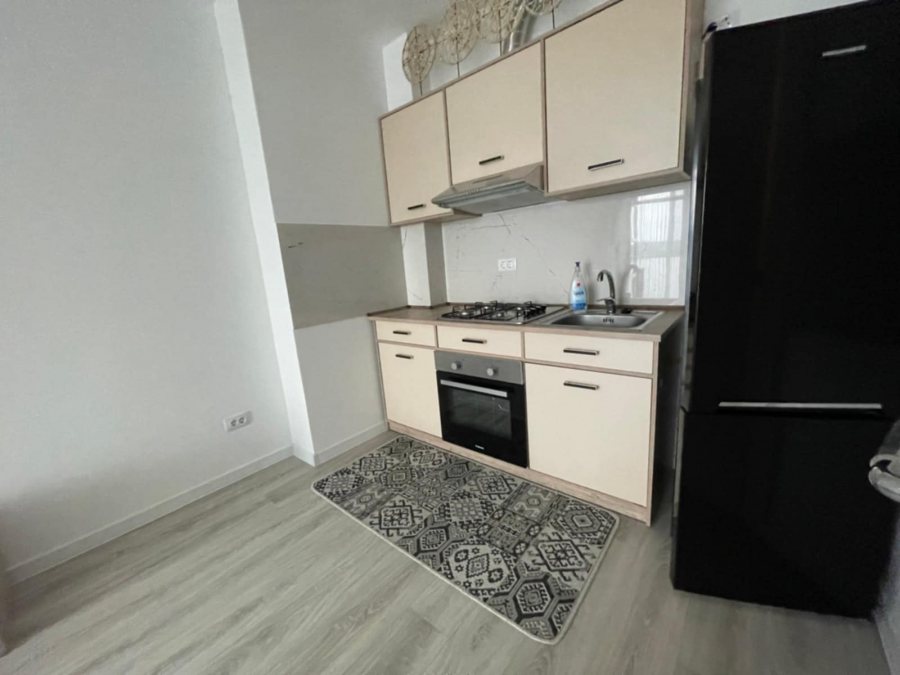 Capat Cuc Cartierul Visoianu apartament 2 camere 45 mp cu CT bloc nou
