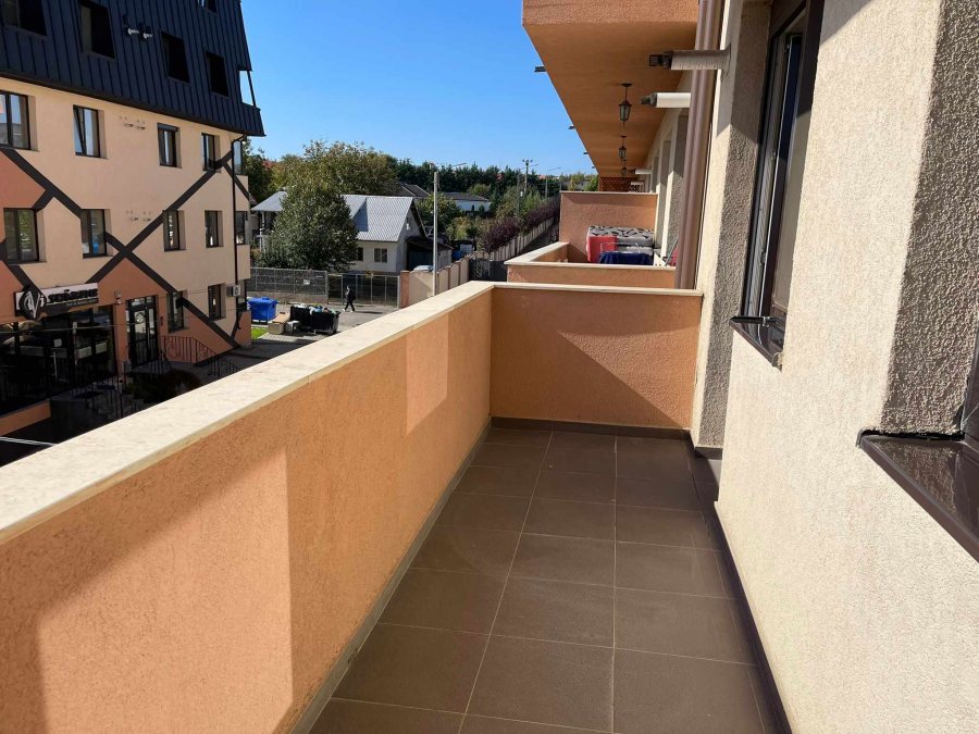 Capat Cug Cartierul Visoianu apartament 2 camere 52 mp cu CT bloc nou