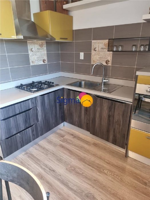 Apartament 2 camere decomandat, cu  loc de parcare 