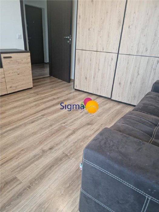 Apartament 2 camere decomandat, cu  loc de parcare 