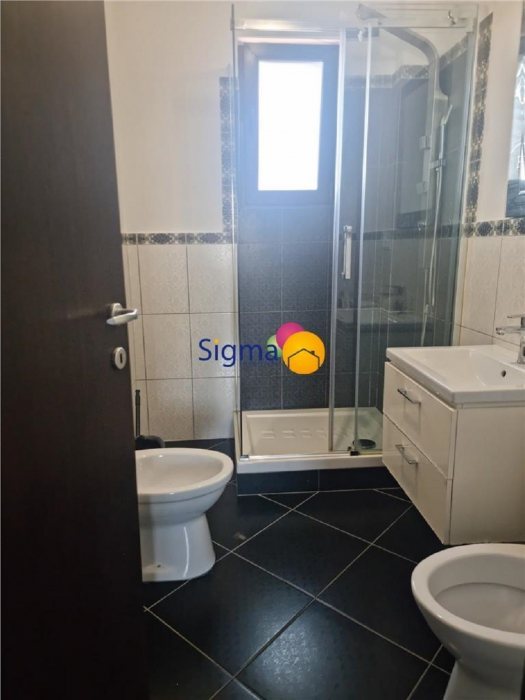 Apartament 2 camere decomandat, cu  loc de parcare 