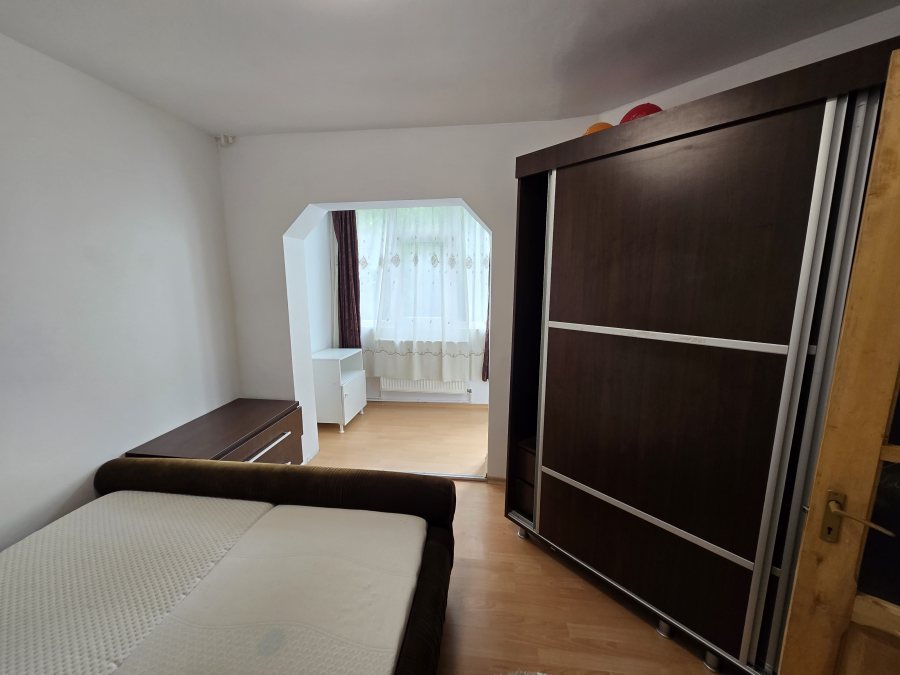 2 camere decomandat Galata 