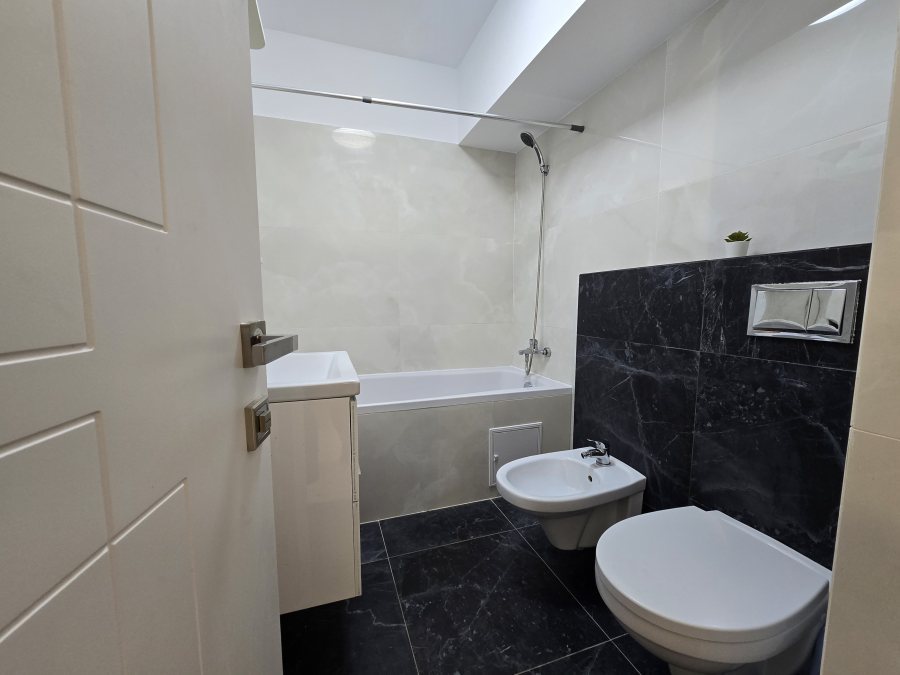Apartament + parcare, Sivco Galata 