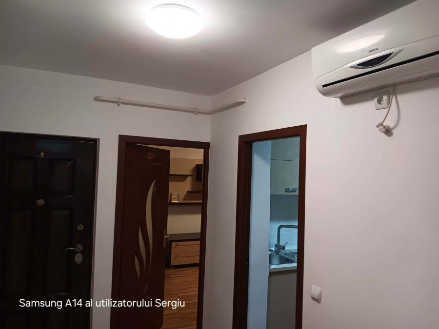 Nicolina Scoala Alecu Russo apartament 2 camere decomandat 56 mp cu CT