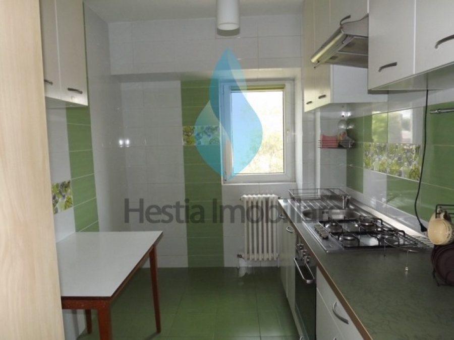 Apartament cu doua camere, Podul de Fier-Tg.Cucu.