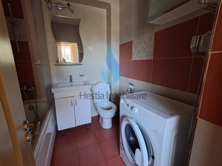 Apartament cu doua camere, Podul de Fier-Tg.Cucu.