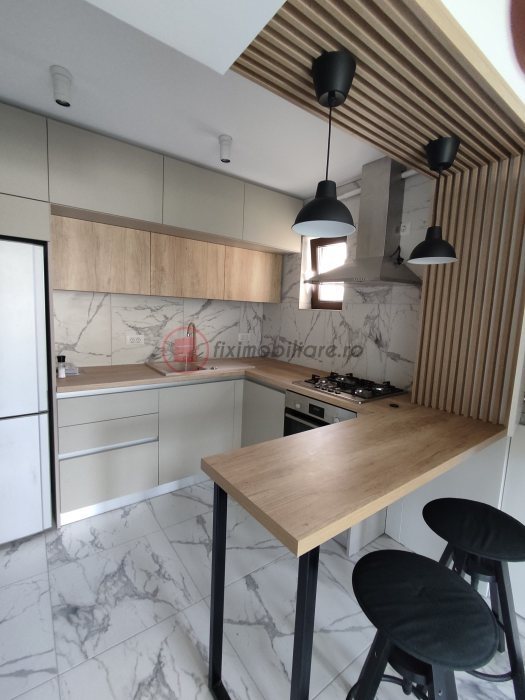 Podu Roș, apartament superb de 2 camere de închiriat 