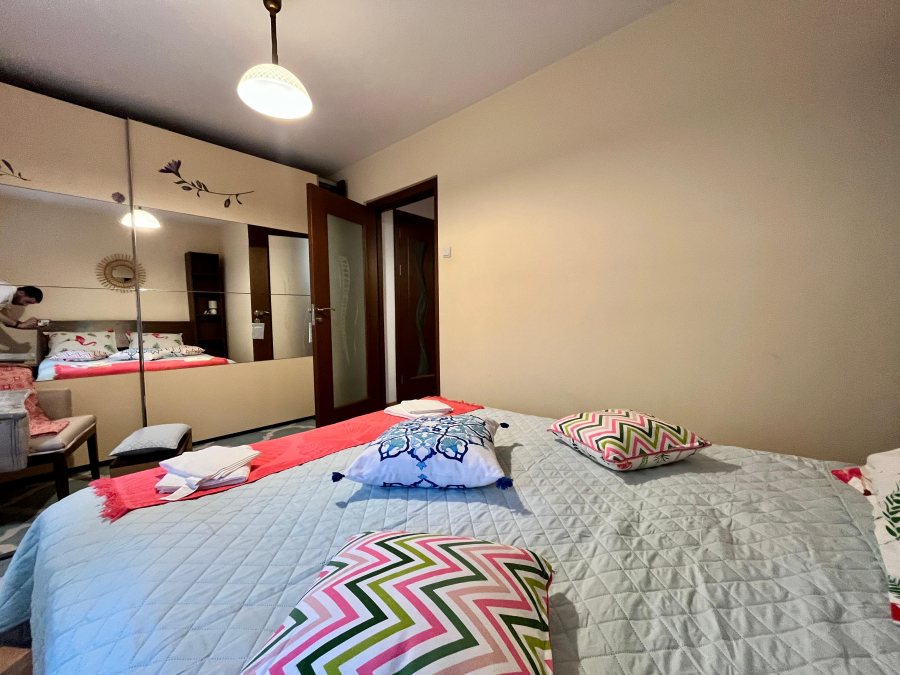 Apartament de inchiriat, 2 camere, semidecomandat, 56 mp, Podu Ros