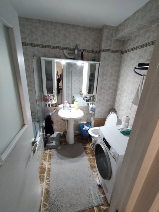 2 camere decomandat - bloc 2002