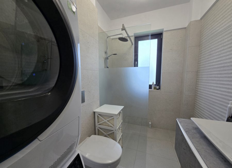 2 camere decomandat Sivco Galata