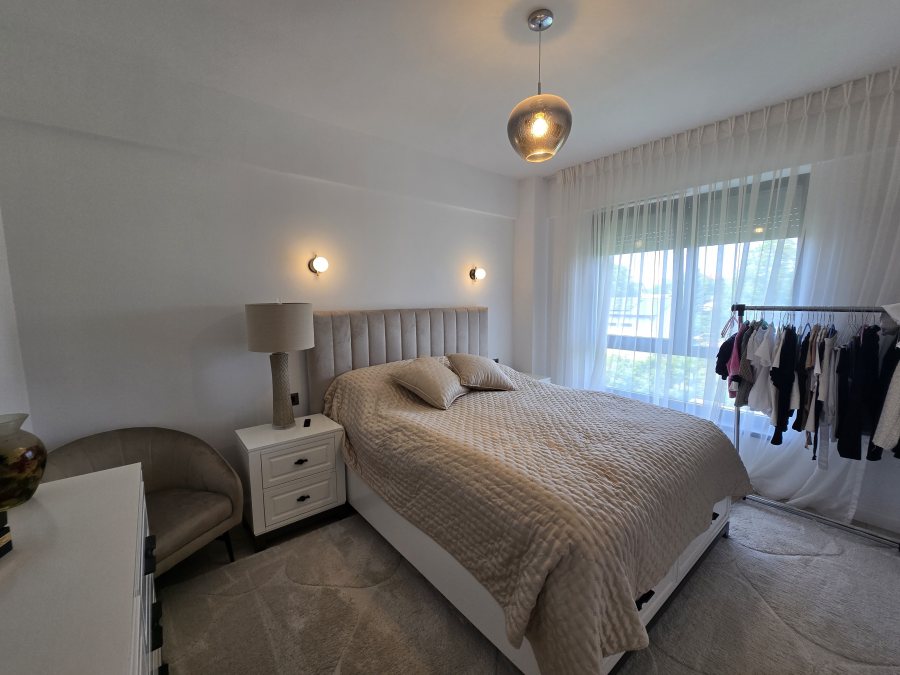 2 camere decomandat Sivco Galata