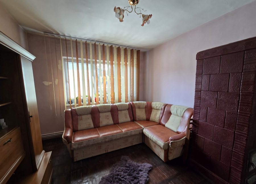 2 camere decomandat Miroslava 51000 euro 