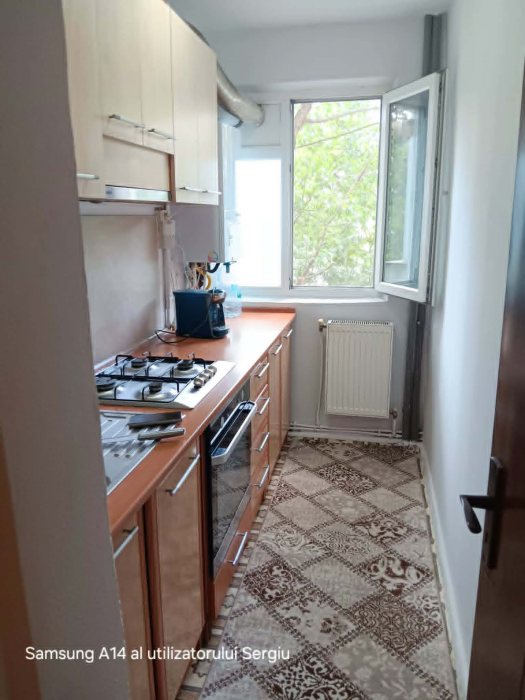 Alexandru Cel Bun piata Voievozilor apartament 3 camere 55 mp cu CT