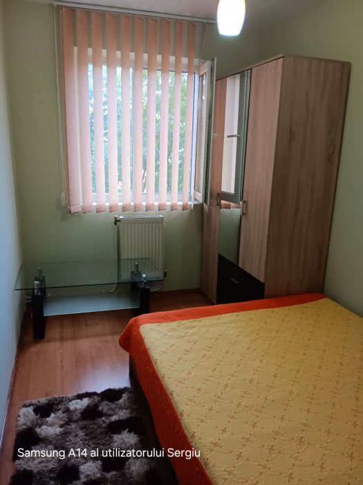Alexandru Cel Bun piata Voievozilor apartament 3 camere 55 mp cu CT