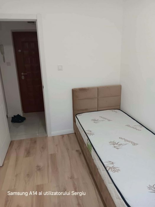 Alexandru Cel Bun Liceul Miron Costin apartament 3 camere 52 mp cu CT