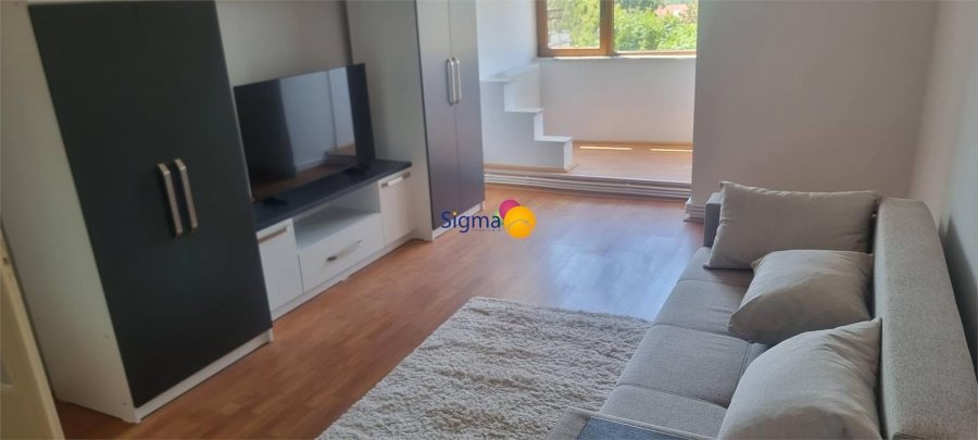 Închiriere, Centru Iasi, apartament 3 camere decomandat, renovat