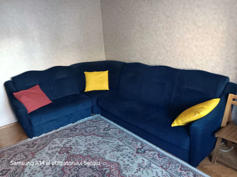 Podu Ros Palas apartament 3 camere decomandat 70 mp cu CT