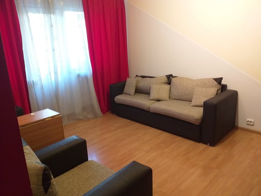 Alexandru Cel Bun Parcul Voievozilor apartament 3 camere 52 mp cu CT