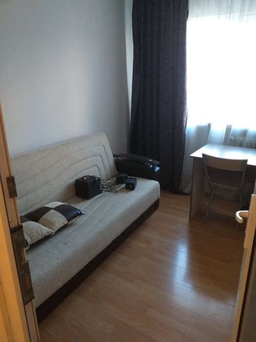 Alexandru Cel Bun Parcul Voievozilor apartament 3 camere 52 mp cu CT