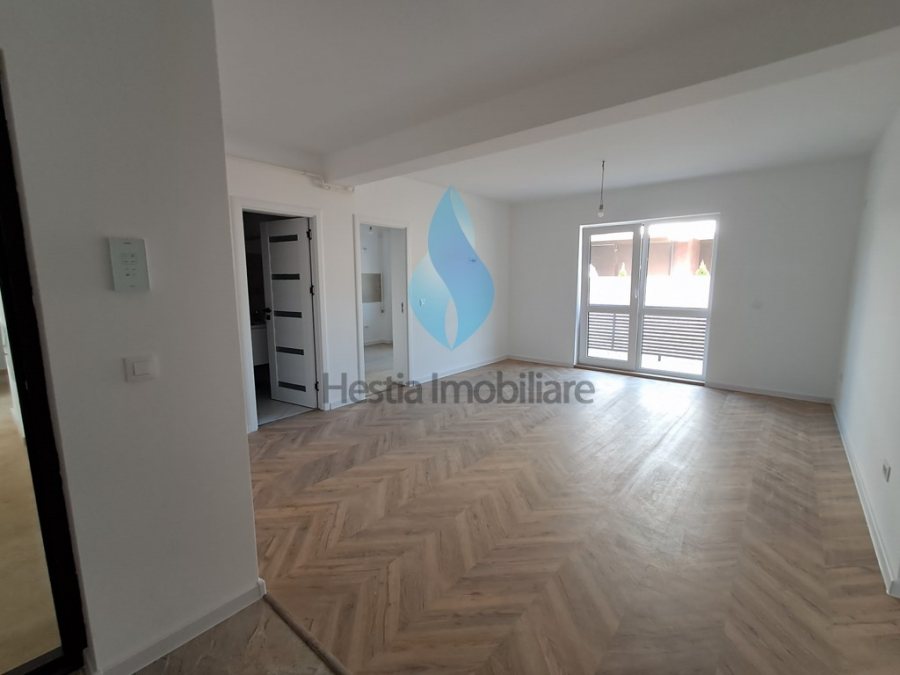 Apartament cu trei camere,zona capat Pacurari,la mica distanta de Kaufland.