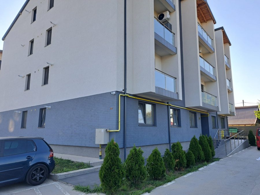 3 camere decomandat- Valea Adanca- parcare proprietate