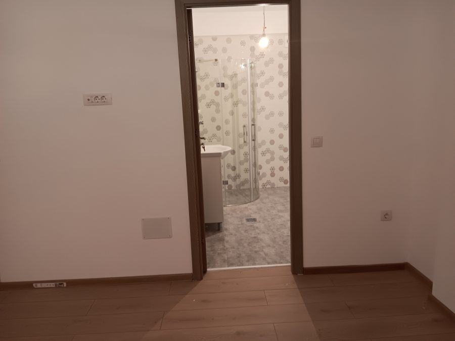 Bucium la 400 m de Hanul Trei Sarmale apartament 1 camera 37 mp NEMOBILAT 