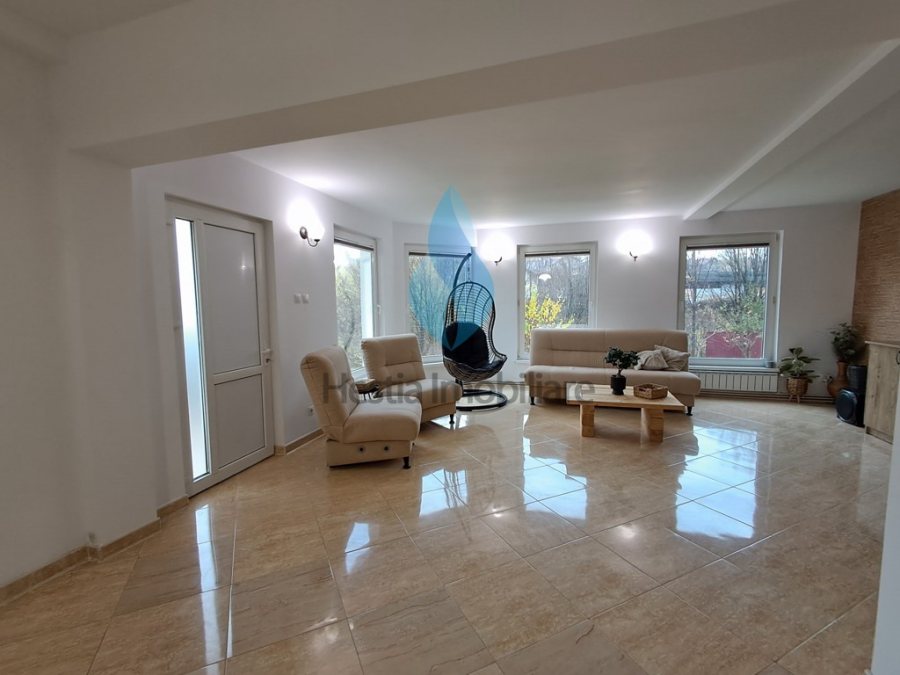 Vila individuala cu 1670mp teren, Barnova-Iasi.