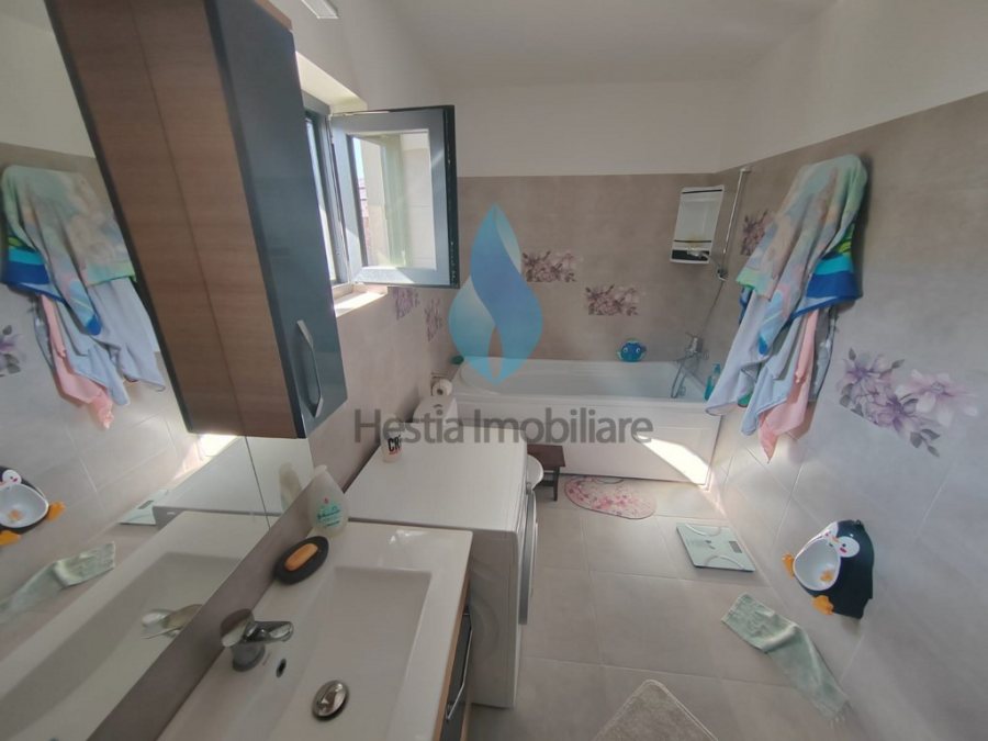Vila P+E cu patru camere, Barnova-Iasi.