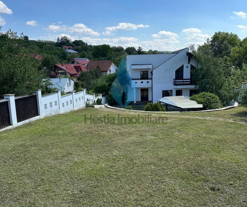 Vila eleganta cu 1000mp teren, Bucium-Iasi.