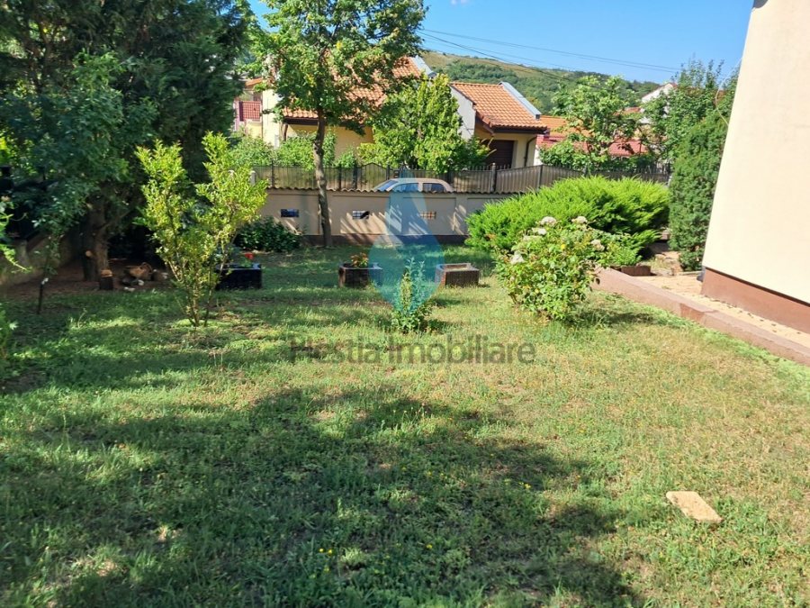 Vila individuala,D+P+M, Bucium-Lidl(spate).