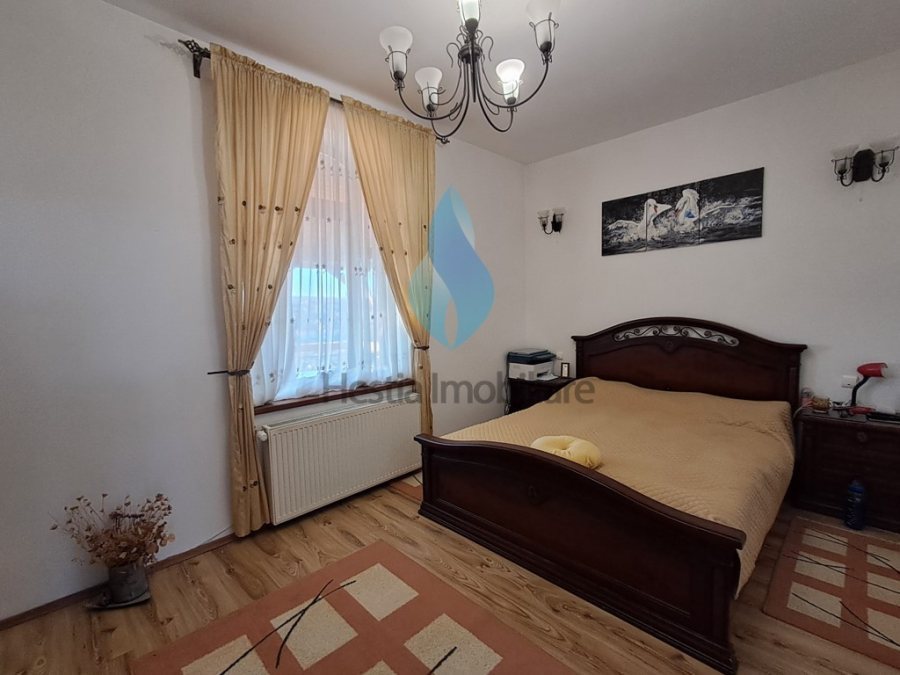 Vila eleganta P+E+M si 1000mp teren, Bucium-Iasi.