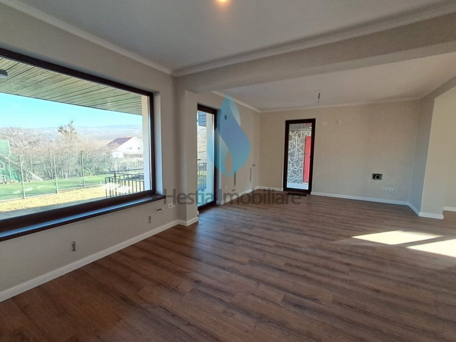 Casa individuala cu 800mp teren, Bucium-Post Control.