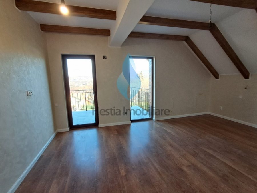 Casa individuala cu 800mp teren, Bucium-Post Control.