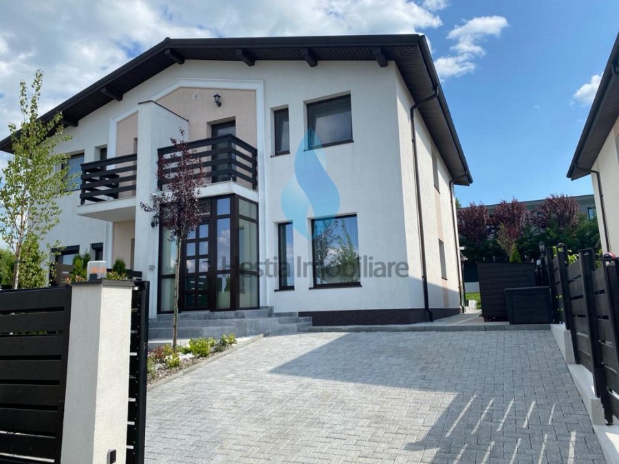 Vila eleganta tip duplex, Bucium-Iasi.