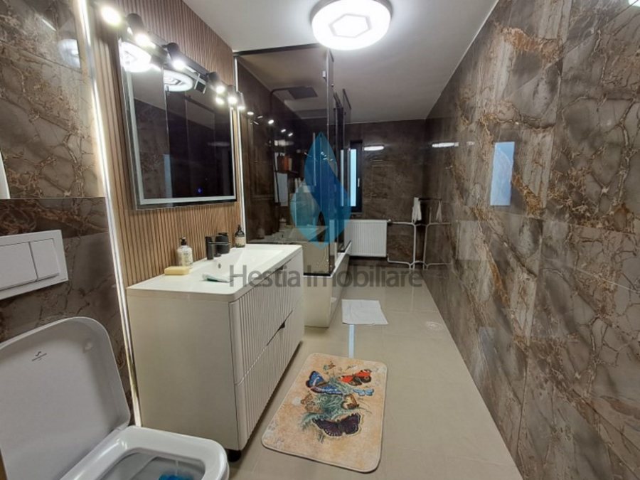 Vila eleganta D+P+E, zona Viticultori-Iasi.