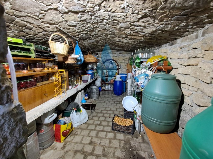 Casa individuala cu 400mp teren, Galata-Iasi.