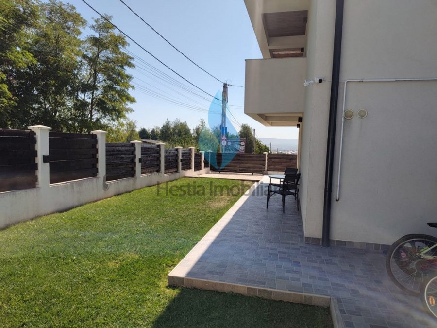 Vila tip duplex P+E,amenajari moderne, Miroslava-Iasi.