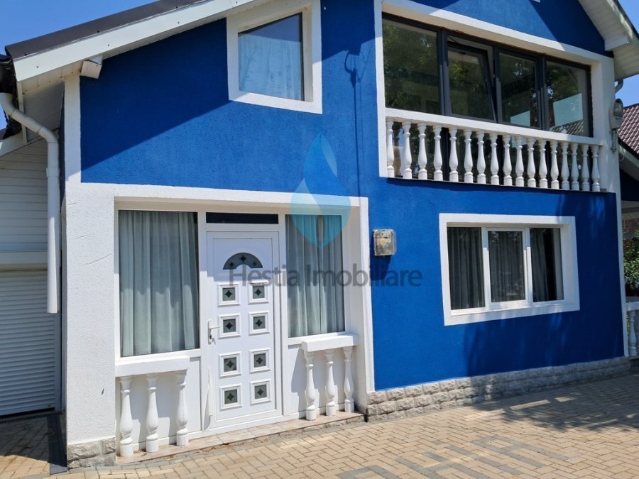 Vila frumoasa, situata intr-o zona naturala ,Rediu-Horlesti.